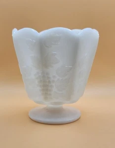 E O Brody Co. White Milk Glass Pedestal Footed Dish, MU-20, Indiana Milk Glass - Picture 1 of 11