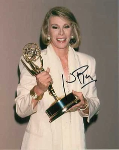 JOAN RIVERS SIGNED ACTRESS COMEDIAN 8" X 10" PHOTO W/ COA THE TONIGHT SHOW - Picture 1 of 1