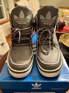 Size 11 - adidas adirise Mid Gray - Picture 1 of 4