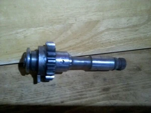 KAWASAKI Z900 Z1000 KZ1000 KICK START SHAFT - Picture 1 of 4