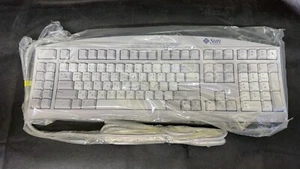 Sun 320-1303 Type-6 USB Keyboard, KOREAN Layout (part of X3555A kit) New! - Picture 1 of 15