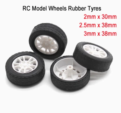 30/38mm RC Modell Räder Gummireifen Fahrzeug Spielzeugauto Kunststoff Naben 1:20 - Bild 1 von 4