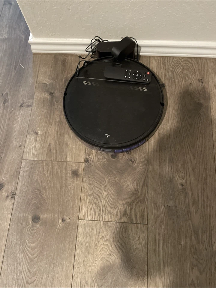 3合1机器人吸尘器与拖把-宠物头发清洁剂,Wi-Fi,自动充电,适用于所有地板 — 第 1/3 张图片