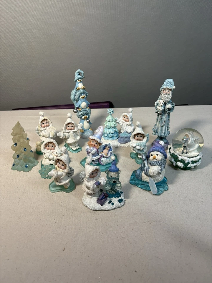 Lote de 14 estatuillas coleccionables Dreamsicles Northern Lights Foto 1 de 4