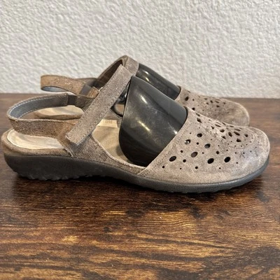 NAOT ARATAKI MUJER UE 40 EE. UU. 9 GRIS GAMUZA BRILLO HECHO EN ISRAEL PRECIO DE VENTA SUGERIDO POR EL FABRICANTE $189,95 Foto 1 de 4