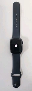Apple Watch Series 7 41mm Aluminiowa obudowa z paskiem sportowym GPS / LTE * PORYSOWANA* - Zdjęcie 1 z 10