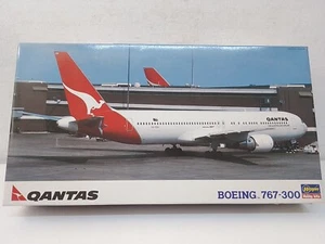 QANTAS BOEING 767 300 10182 LT122 HASEGAWA 1/200 KIT MONTAGGIO AEREO-FR-F38 - Foto 1 di 8