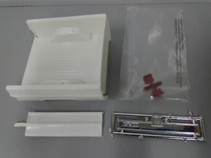 1984 GMC 4x4 Pickup Truck Fall Guy 1/25 bed box chrome tailgate tail lamp - Picture 1 of 4
