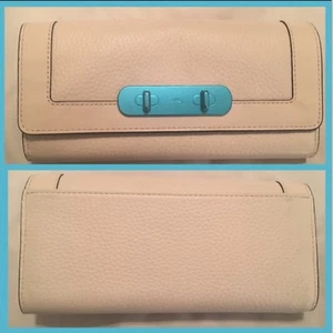 Coach Swagger Chalk Pebbled Leather Turquoise Flap Wallet 54809 $250 - Picture 1 of 8