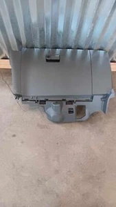 2005-2006 NISSAN ALTIMA RIGHT PASSENGER DASH GLOVE BOX HOUSING FRAME OEM 186559 - Picture 1 of 5