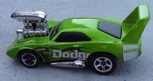 2002 Hot Wheels Dodge Charger Daytona Green Code Car #85 MINT LOOSE - Picture 1 of 4