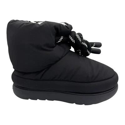 UGG CLASSIC MAXI SHORT BOOT BLACK SHEEPSKIN COMFORT WOMEN'S US SIZE 6 - Image 1 of 4