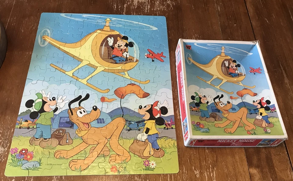 DE COLECCIÓN 1982 Walt Disney Mickey Mouse en helicóptero con rompecabezas de Plutón Foto 1 de 1