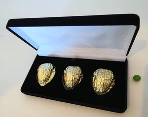 Golden Three Shell Magic Trick Game - Picture 1 of 7