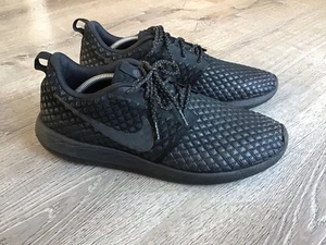 Nike Mens Roshe Two Flyknit 365 859535-001 Black Running Shoes Sneakers Size 13 - Picture 1 of 12