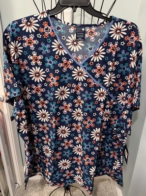 New Zoe + Chloe Women’s Scrub Top 5X 5XL Mock Wrap “Flower Pawer” Dog Navy Ceil - Image 1 of 4
