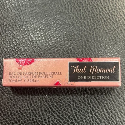 nuevo en caja THAT MOMENT ONE DIRECTION EAU DE PARFUM ROLLERBALL - 0,34 OZ 10 ML Foto 1 de 2