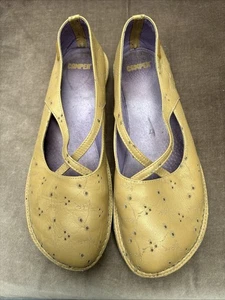 Ladies Camper Shoes Size 6, Yellow/Gold - Picture 1 of 6