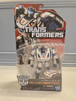 Transformers Generations Fall Of Cybertron FOC Jazz Deluxe Class Figure New MISB - Image 1 of 4