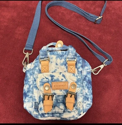 Bolso Bandolera Pequeño Doughnut Macaroon - Azul Tie Dye Foto 1 de 3