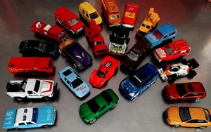 Lot de 23 petites Voitures en Métal et plastique(1) Majorette N°791/46 - Imagen 1 de 19