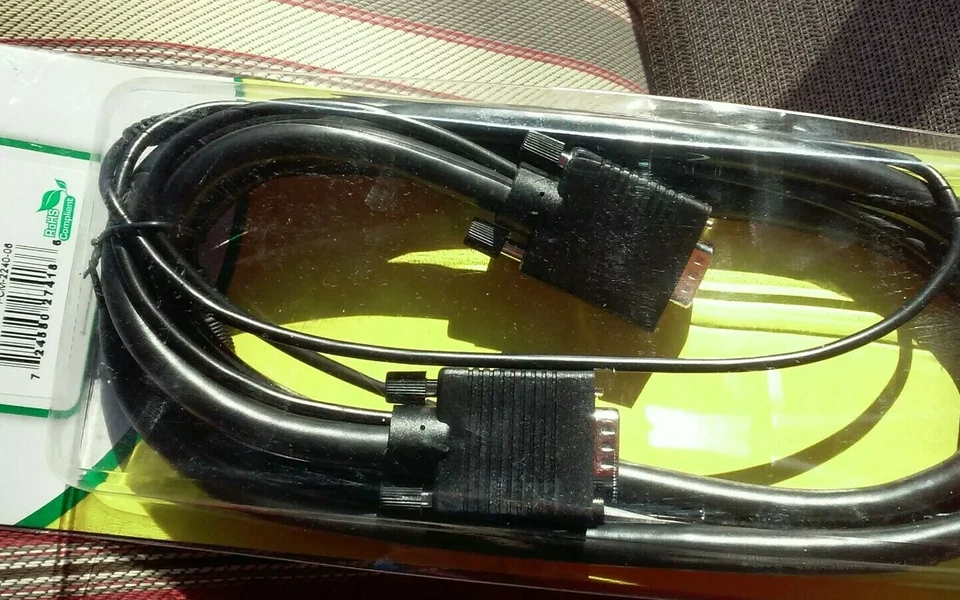 6Ft VGA Cable with Audio 3.5mm AUX Jack Wire Cord Stereo Sound SVGA UXGA Plug - Image 1 of 3