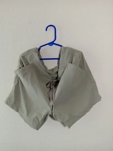 Columbia Girl’s Size 6 Khaki Shorts Omni-Shade Adjustable Waist Nylon Outdoor - Picture 1 of 4