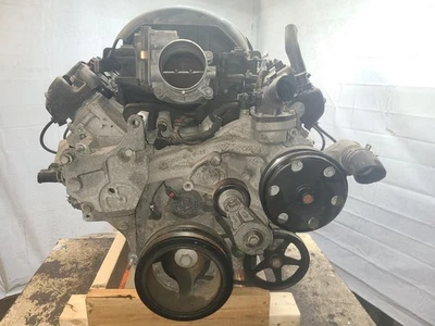 Used Engine Complete Assembly fits: 2017 Gmc Yukon xl 1500 5.3L opt L83 VIN C 8t Foto 1 de 4