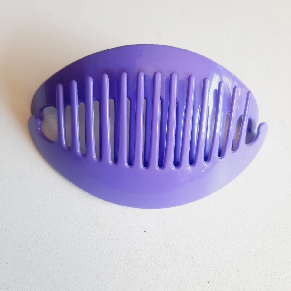 Vintage Hair Cincher Clip Banana Comb Holder Wings Hollywood, CA USA Foto 1 de 1