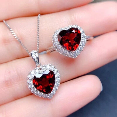 Conjunto de joyas de corazón de amor de 2 piezas con piedras preciosas de granate rojo fuego para mujer anillo colgante de plata Foto 1 de 4