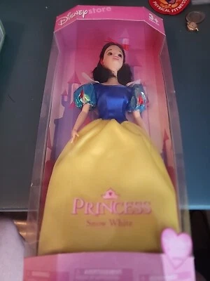 Muñeca Princesa Blancanieves 12" exclusiva de Disney Store nueva en paquete de principios de la década de 2000 Foto 1 de 4