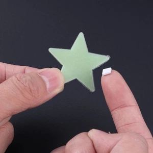 100 Pcs Sternenaufkleber Leuchtende Wandtattoos Sterndekor Sterndekorationen - Bild 1 von 9