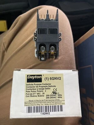 Dayton 6GNV2 definite purpose contactor 2 pole fla 277vac 20 coil 208-220v 50 hz - Image 1 of 4