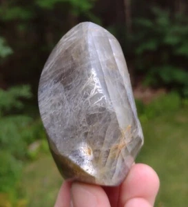 PIEDRA LUNAR NEGRA HERMOSA RARA TORRE DE LLAMA DE CRISTAL PULIDO MADAGASCAR - Imagen 1 de 9