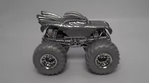 Hot Wheels Monster Jam 1/64 Scale Silver Anniversary Dragon - Bild 1 von 5
