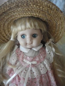 ADORABLE VINTAGE GOOGLY/GOOGLIE DOLL LARGE PORCELAIN/CLOTH CHALELAINE 17" - Picture 1 of 17