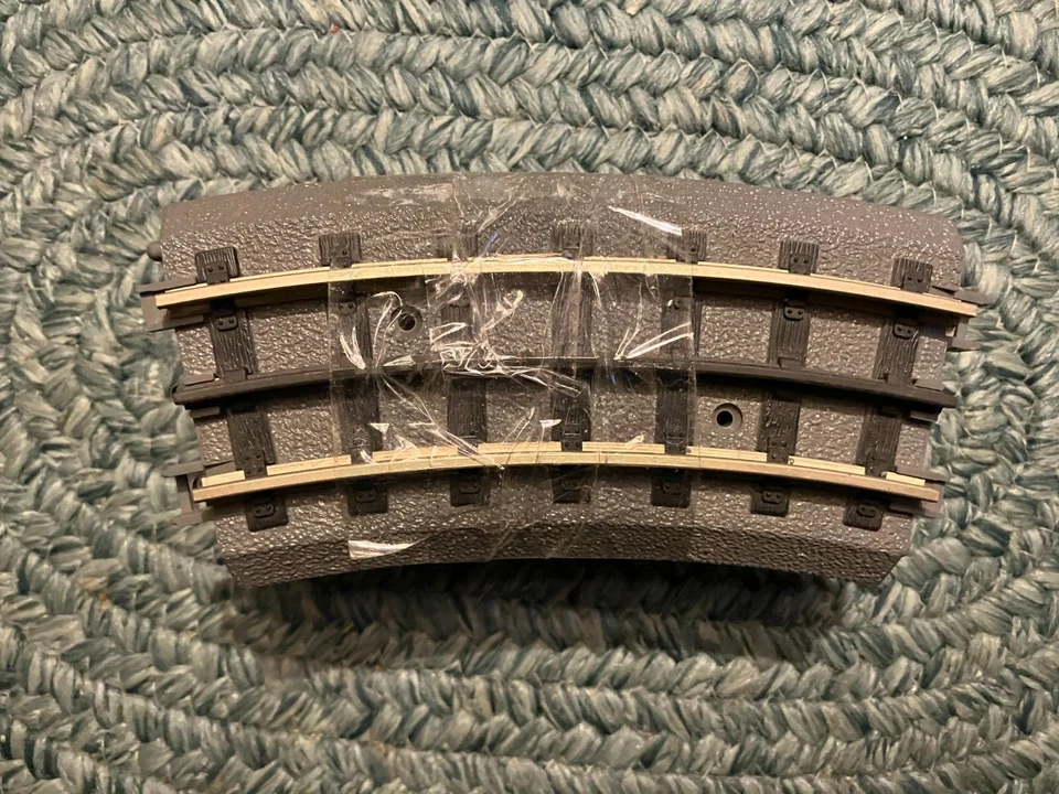 MTH RailKing RealTrax Track, 031", 1/2 Solid Brass, Two Pieces - Image 1 of 1