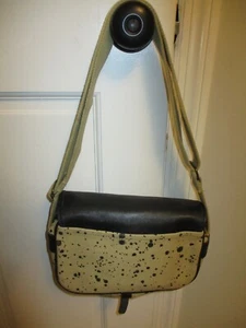 LeSportsac Elements Crossbody Bag Tan Canvas Splatter Leather w/ Dust Bag NEW - Picture 1 of 12