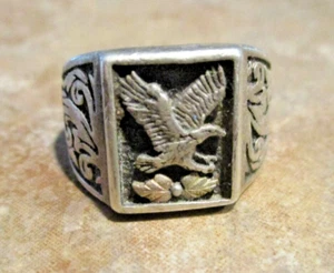EXTRA NICE Vintage Southwestern Sterling Silver 12K Gold EAGLE Ring  Size 10 - Picture 1 of 9