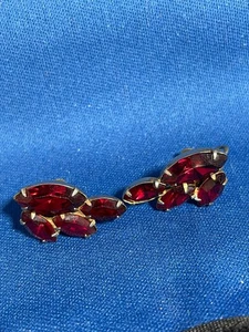 RUBY EARRINGS SET IN OLD GOLD ANTIQUE STYLE - Picture 1 of 3
