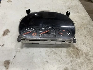 OEM USDM Honda Civic EM1 Si B16A2 coupe instrument gauge cluster assembly 164K - Picture 1 of 11