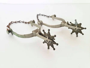 Vintage Spurs with Chains - Picture 1 of 2