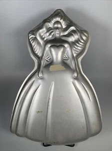 1992 Wilton Aluminum Mattel Barbie Princess Birthday Cake Pan 2105-2551  - Picture 1 of 3