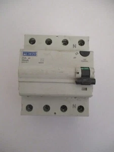 GENERAL ELECTRIC / PROTEUS 25 AMP 30mA FP 604279 4 POLE RCD CIRCUIT BREAKER - Picture 1 of 1