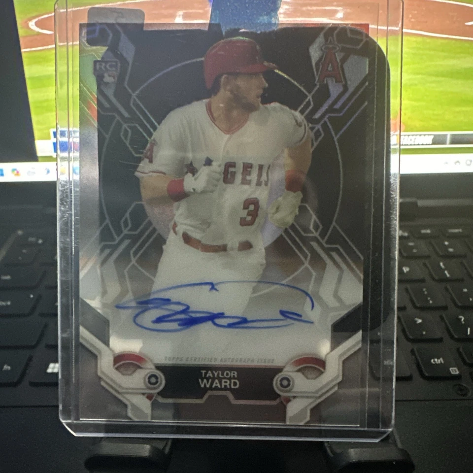 2019 Topps High Tek - High Tek Autographs #HTA-TW Taylor Ward (AU, RC) - Image 1 of 2
