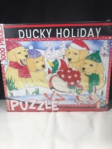 Rompecabezas "Ducky Holiday" Navidad Pato Papá Noel y Cachorros 1000 Piezas por Go - Imagen 1 de 3