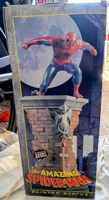 The AMAZING SPIDER-MAN ACTION STATUE 14” Randy Bowen Marvel #2961/5000 Limited - Image 1 of 2