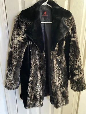 ABRIGO ADRIENNE LANDAU MEZCLA PIEL SINTÉTICA NEGRO Y MARRÓN Talla Pequeña, Antes 269.Nuevo Foto 1 de 4