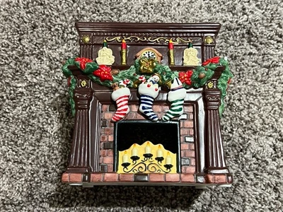 PartyLite Christmas Fireplace HEARTHSIDE Aroma Melts Tealight Candle Holder - Image 1 of 4