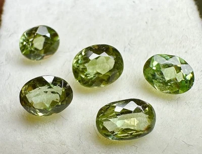 (5) ALEXANDRITA FINA NATURAL RARA 2,16 quilates Tw💎 Ovalada Verde Púrpura 🤩 SUMINISTRO LIMITADO Foto 1 de 4